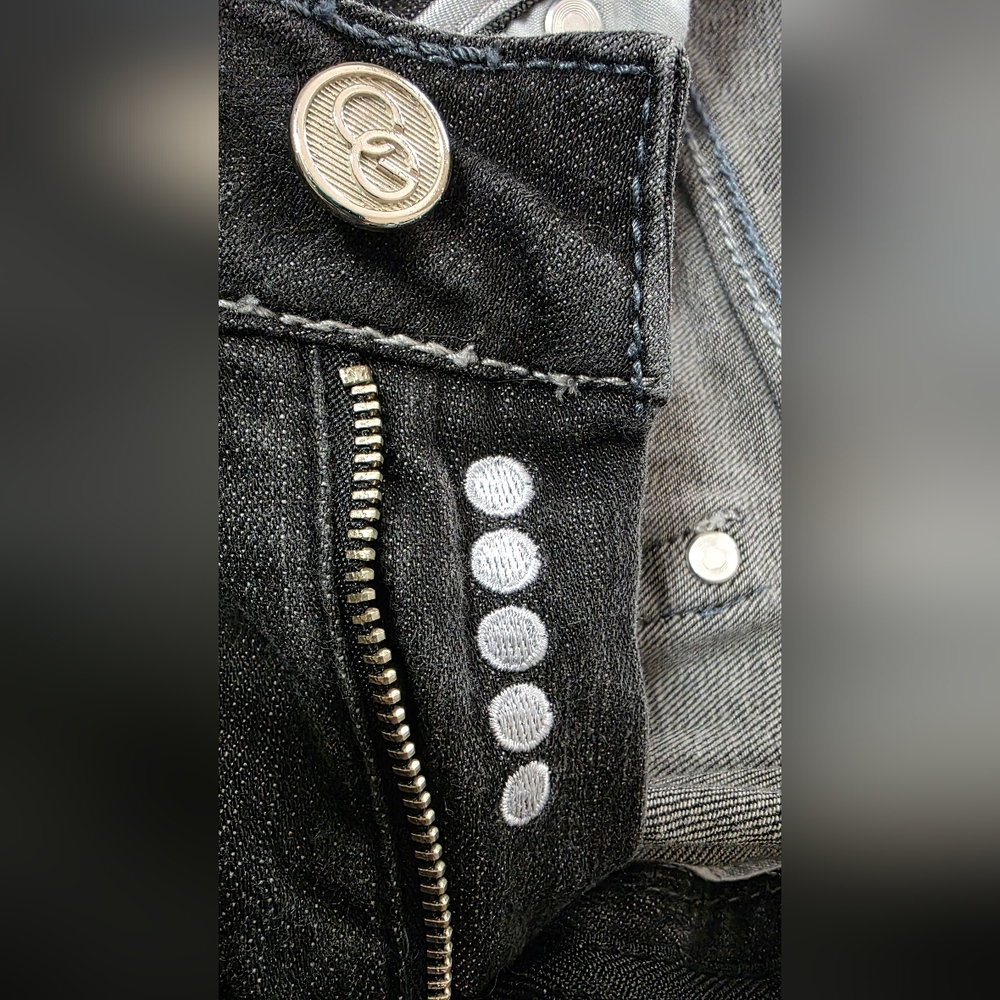 COOGI Black Faded Embroidered Straight Leg Women's Jeans Size 15/16 (Junior Sz) - Picture 4 of 10